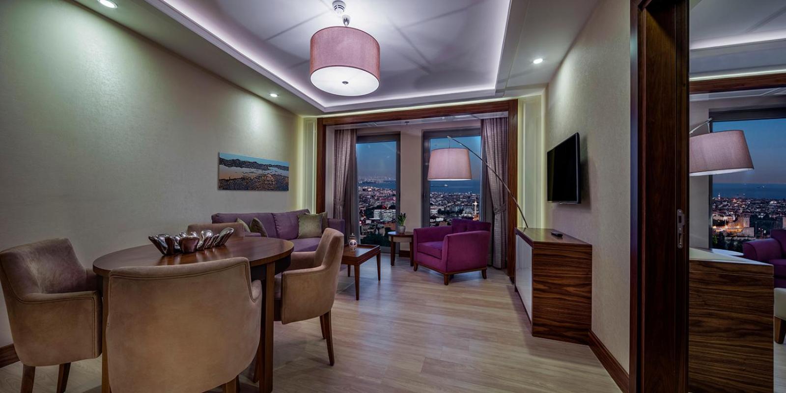 Doubletree By Hilton Istanbul Topkapi Hotel Bagian luar foto