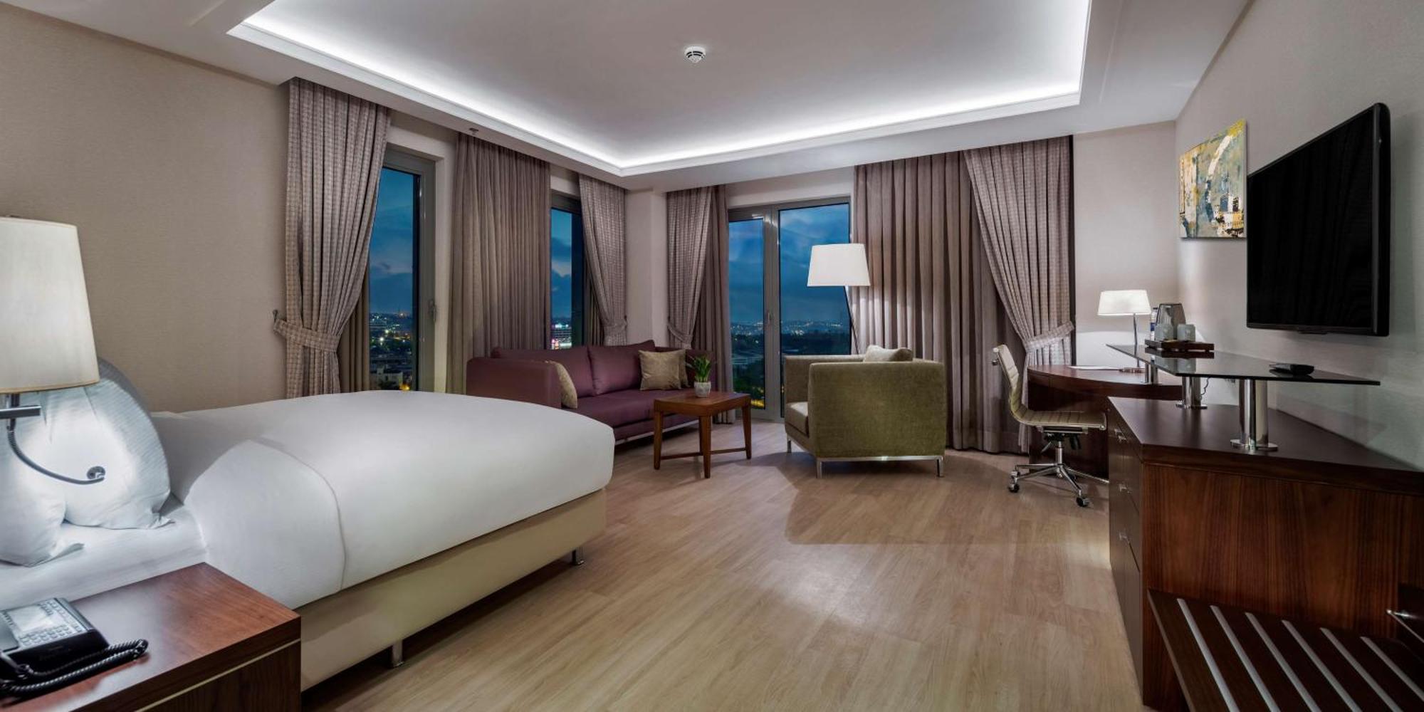 Doubletree By Hilton Istanbul Topkapi Hotel Bagian luar foto