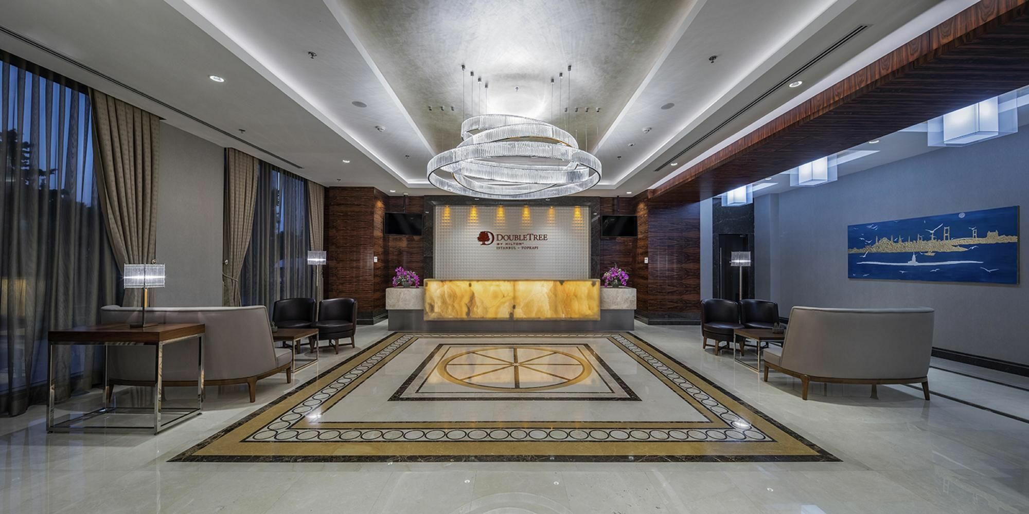 Doubletree By Hilton Istanbul Topkapi Hotel Bagian luar foto